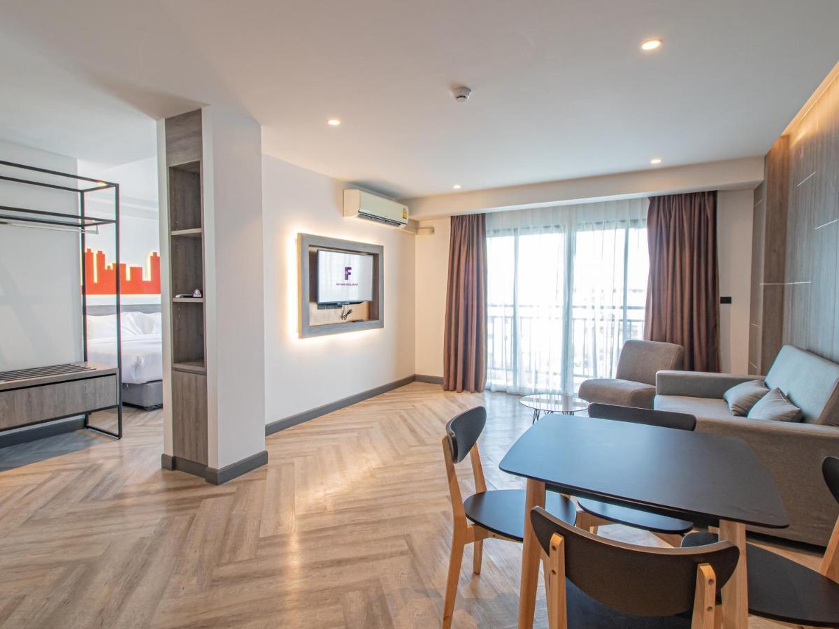 Fortune D Hotel Phitsanulok Exterior foto